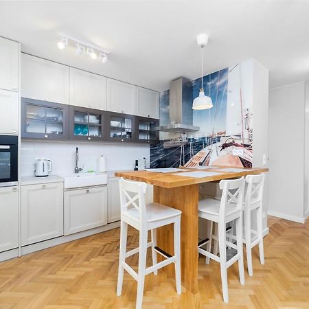 Jacht Marina Gdynia Apartment Exterior photo